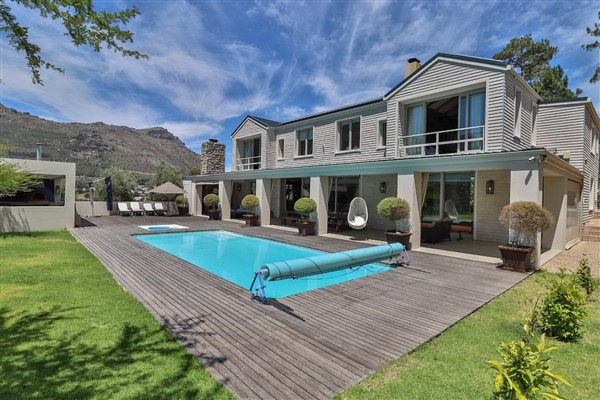 VERKAUFT! SÜDAFRIKA! modernes, großzügiges Landhaus in Hout Bay mit großem Grundstück in super Lage