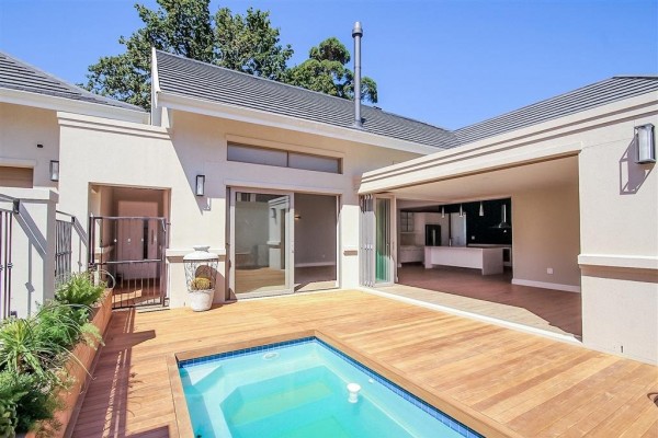 SÜDAFRIKA - Neubau: Wohnhaus in Somerset West - Featherbrooke Private Estate