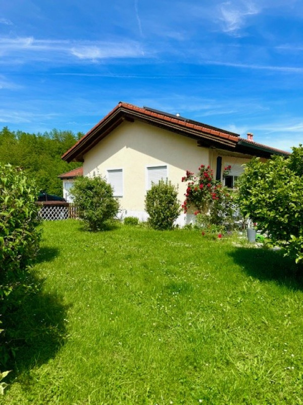 VERKAUFT! gepfl., schönes Wohnhaus (mit ELW!), überschaubar und gemütlich: in Vilshofen-Alkofen