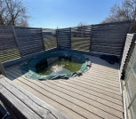 Holzdeck mit kl. Pool