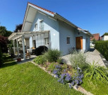 Haus vom Garten her gesehen