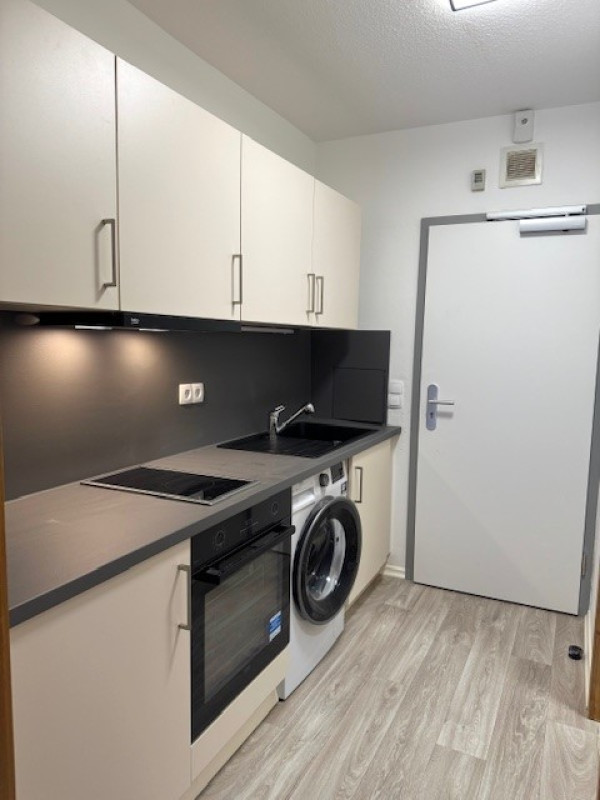 ab sofort frei! neu renov. Appartement in Bad Griesbach mit Balkon (mit Thermenzugang) - neue Küche