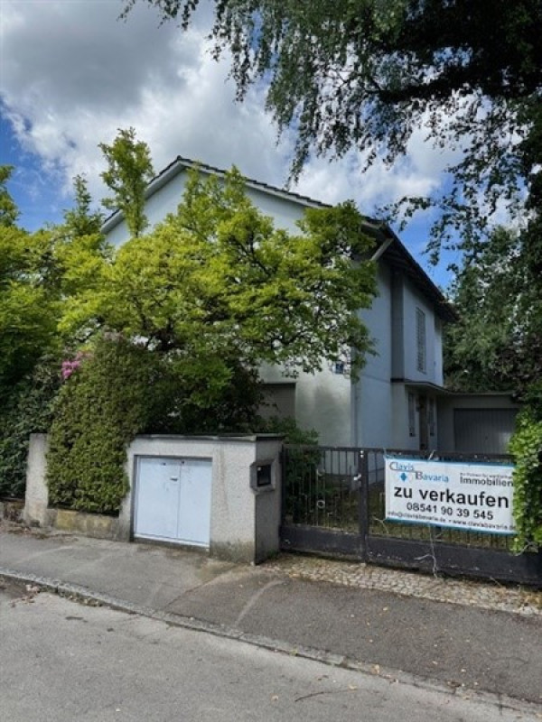 979 m² Baugrundstück für Wohnbau in guter Lage - Solln (mit Altbestand)